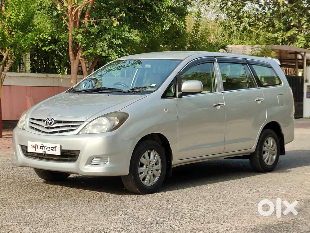 Toyota Innova 2.5 Gx 7 Str Bs-iii, 2011, Diesel