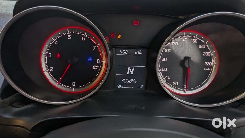 Maruti Suzuki Swift Amt Vxi, 2018, Petrol