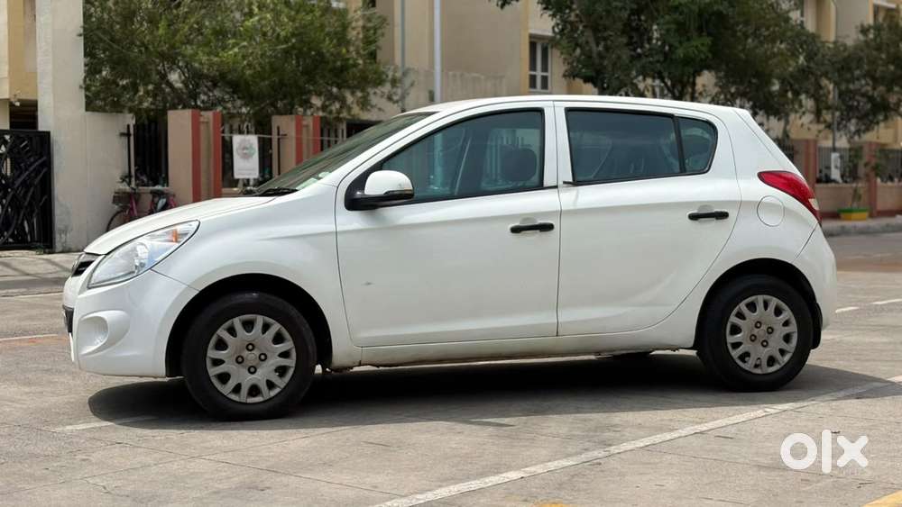 Hyundai I20 Sportz 1.2 Bs-iv, 2010, Petrol
