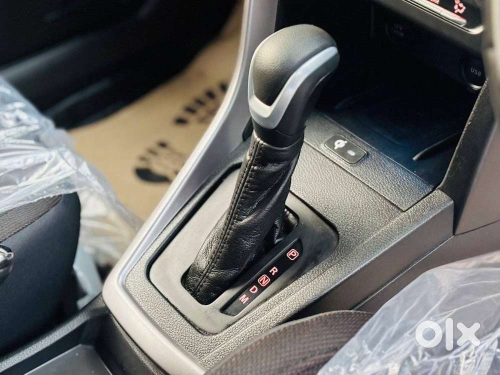 Maruti Suzuki Brezza Zxi Plus Smart Hybrid, 2025, Petrol