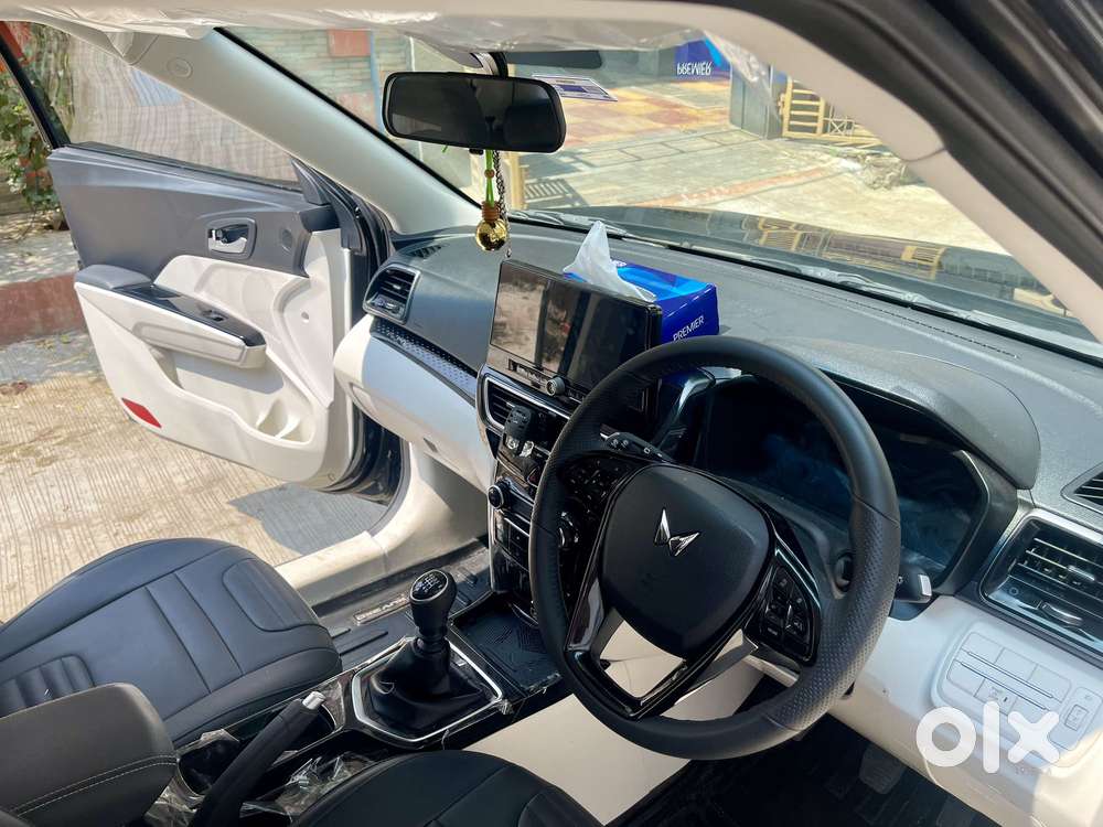 Mahindra Xuv 3xo Ax5 Ds Mt, 2024, Diesel