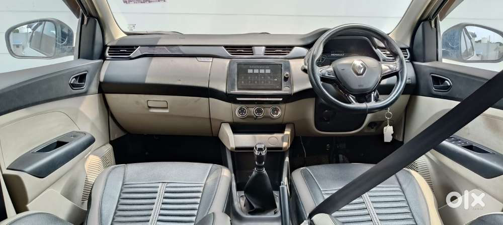 Renault Triber Rxt, 2023, Petrol