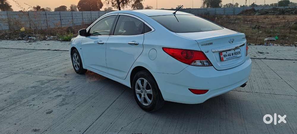 Hyundai Verna 1.6 Sx Vtvt (o), 2013, Petrol