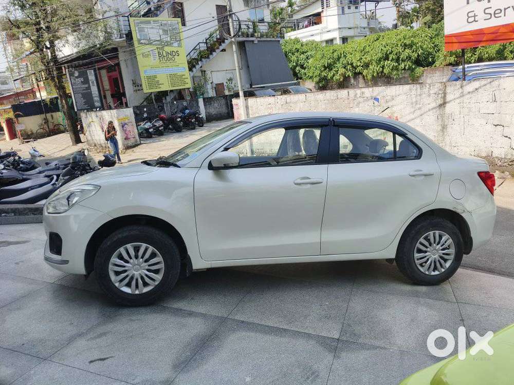 Maruti Suzuki Dzire 1.2 Vxi Amt, 2018, Petrol