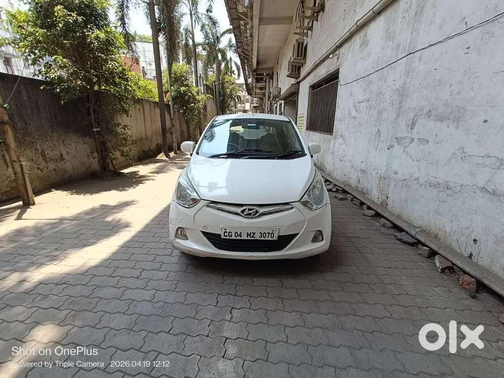 Hyundai Eon 2015 Petrol 70211 Km Driven