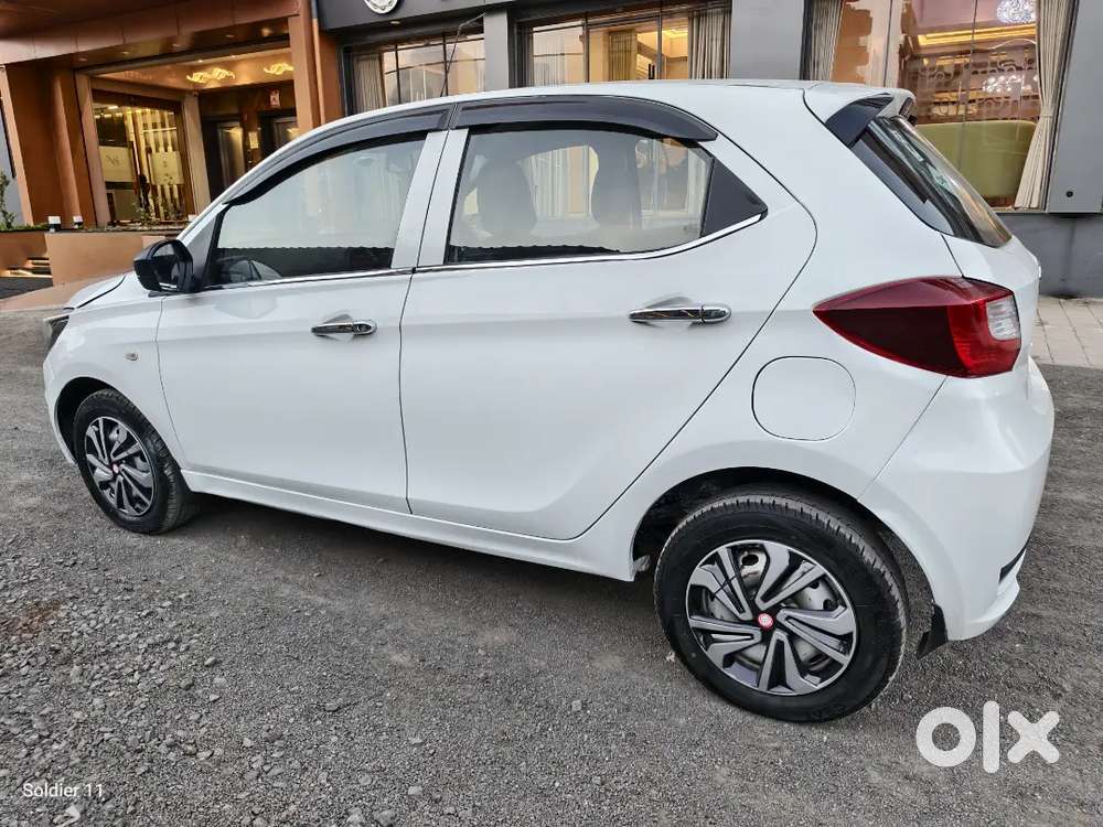 Tata Tiago Revotron Xt 2022