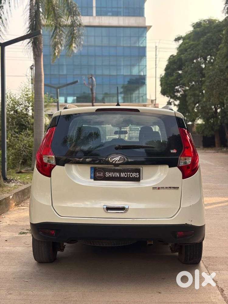 Mahindra Marazzo M4 8str, 2019, Diesel