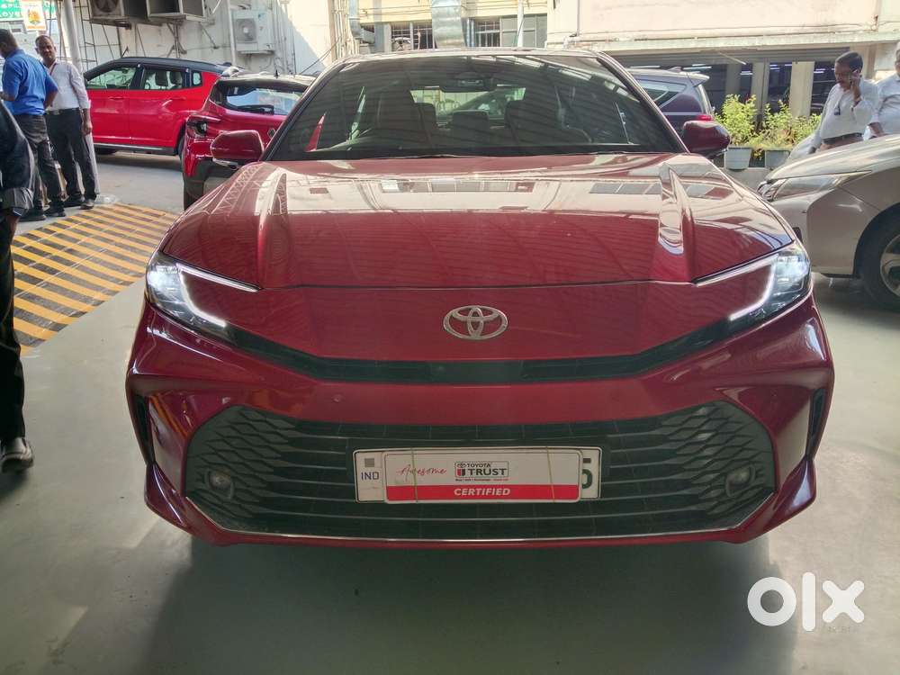 Toyota Camry Hybrid, 2024, Cng & Hybrids