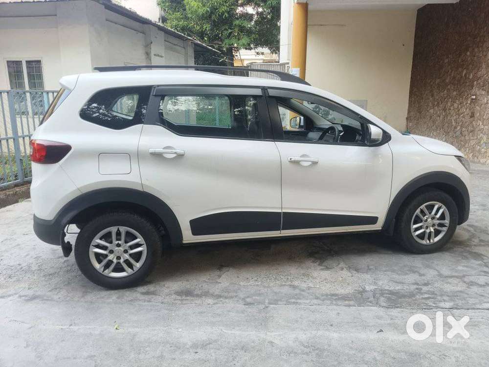Renault Triber Rxt, 2021, Petrol