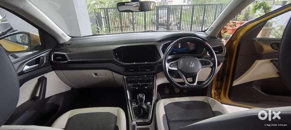 2024 Volkswagen Taigun Topline 1.0 Tsi Mt &ndash; Kurkuma Yellow