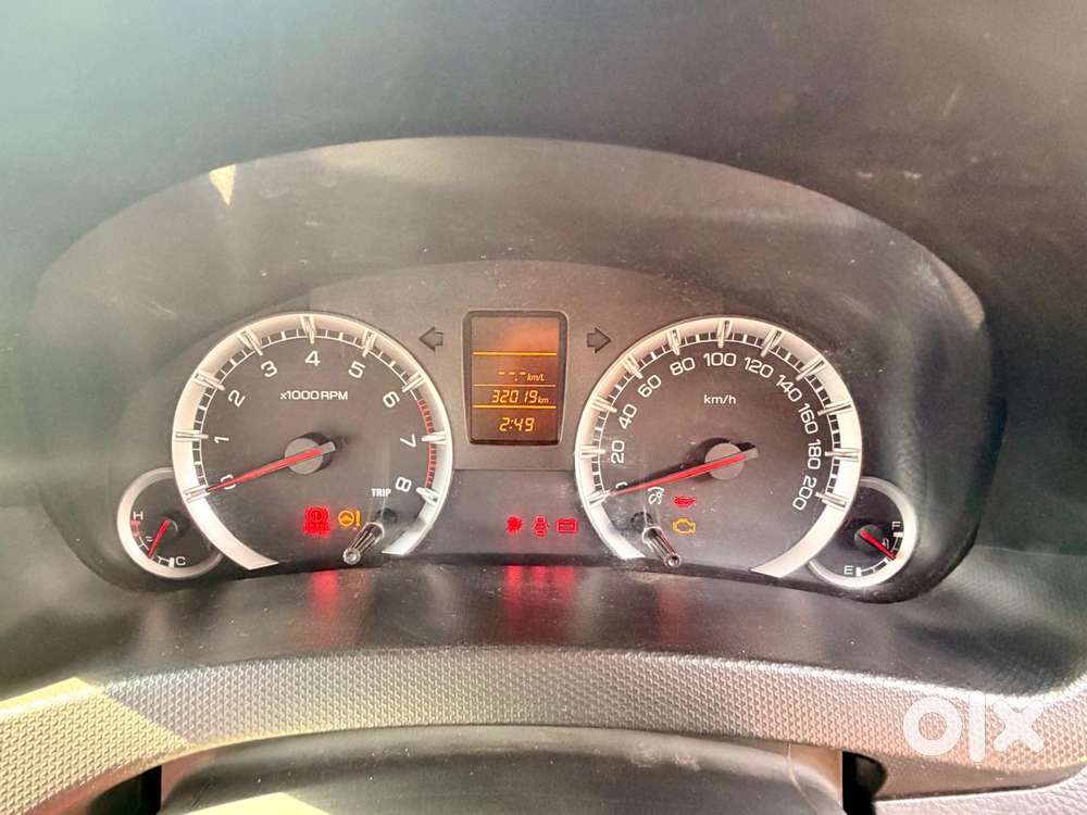 Maruti Suzuki Swift Vxi Abs Bsiv, 2017, Petrol