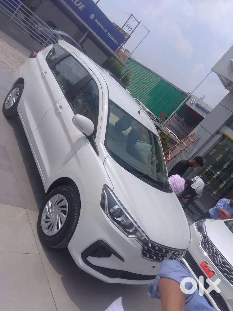 Maruti Suzuki Ertiga 2026 Cng & Hybrids 667 Km Driven