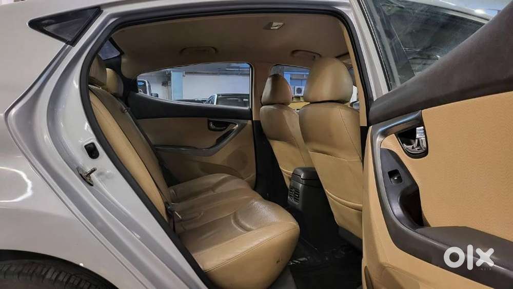 Hyundai Elantra 1.8 Sx Mt, 2013, Petrol