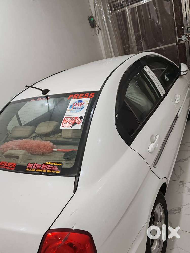 Verna Car Model 2011