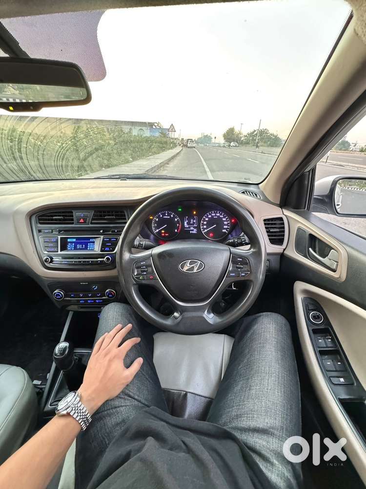 Hyundai I20 Sportz 24kmpl 2015