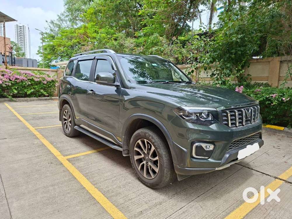 Scorpio-n, Diesel Automatic, 2 Wheel Drive, 7-seater, Deep Forest