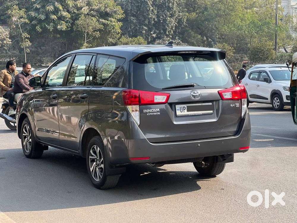 Toyota Innova Crysta 2.4 G Mt 7 Str, 2022, Diesel