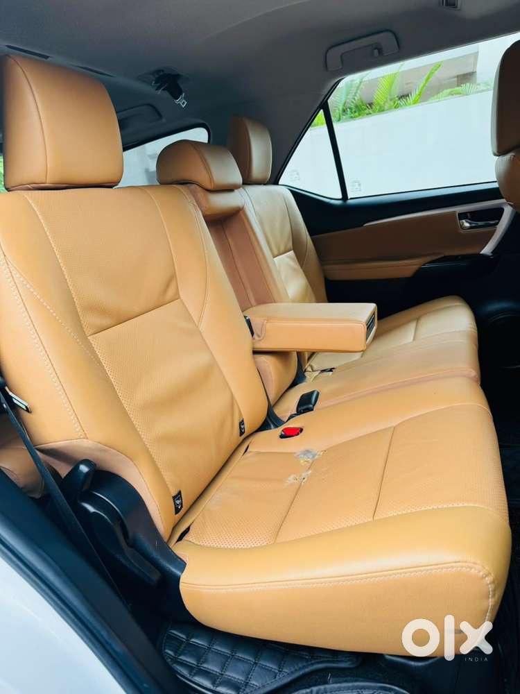 Toyota Fortuner 4x2 At 2.8 Diesel, 2023, Diesel
