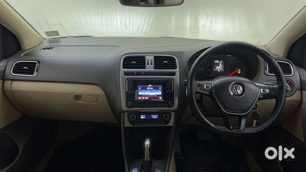 Volkswagen Vento 1.2 Tsi Highline At, 2017, Petrol