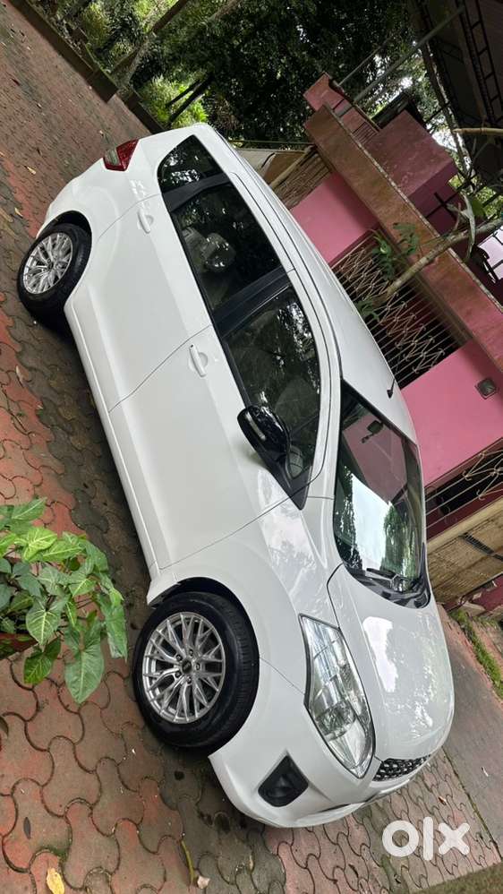 Maruti Suzuki Ertiga Petrol 2012