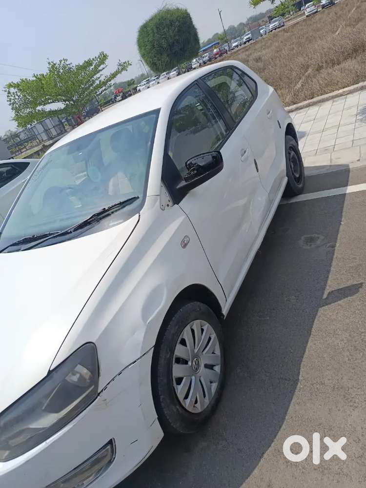 Volkswagen Polo 2014 Petrol 83000 Km Driven