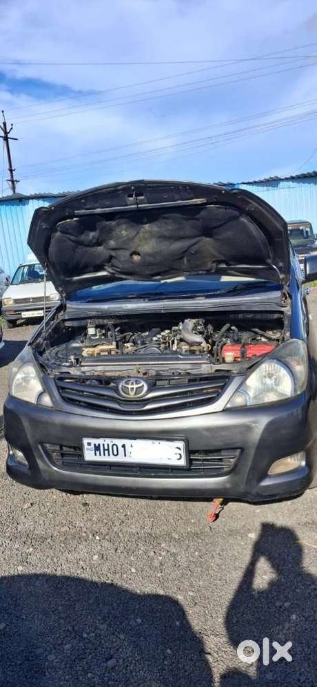 Toyota Innova 2.5 G (diesel) 8 Seater, 2010, Diesel