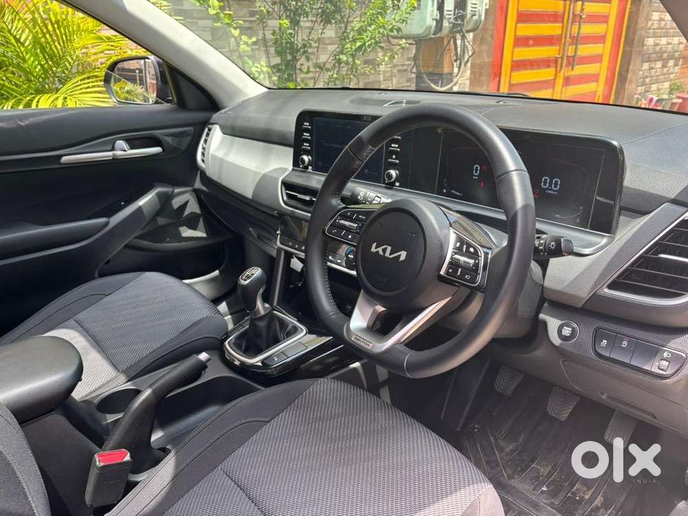 Seltos Htk+ With Panormic Sunroof