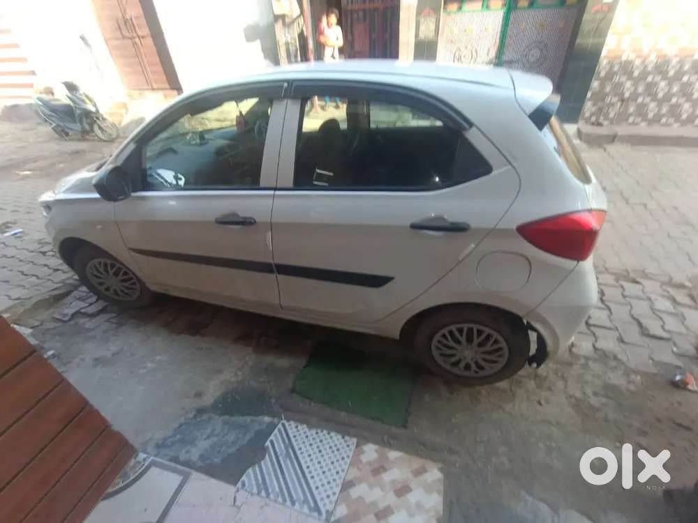Tata Tiago 1.2 Revotron Xe 2018 Cng Plus Petrol