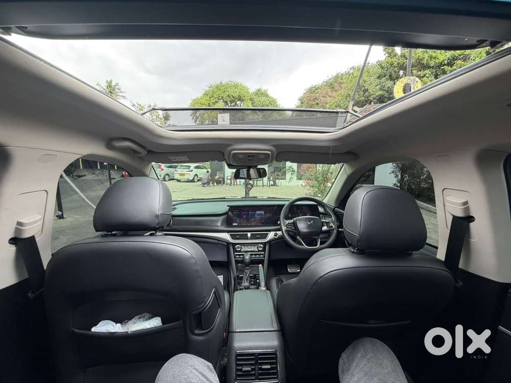 Mahindra Xuv700 Diesel Automatic 2025