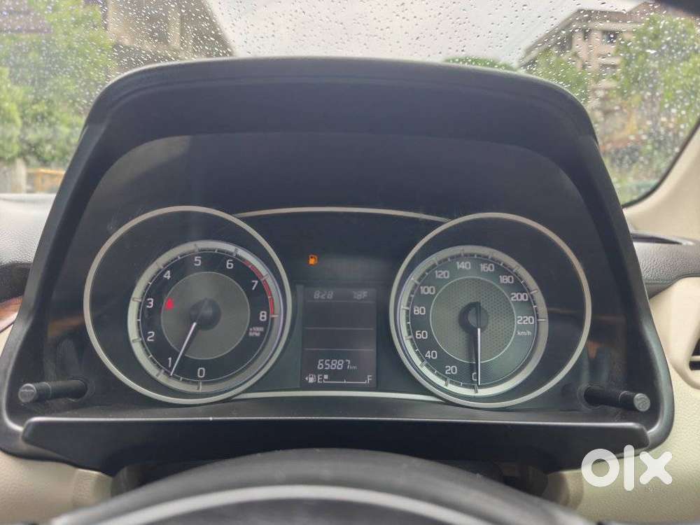 Maruti Suzuki Dzire 1.2 Zxi, 2018, Petrol