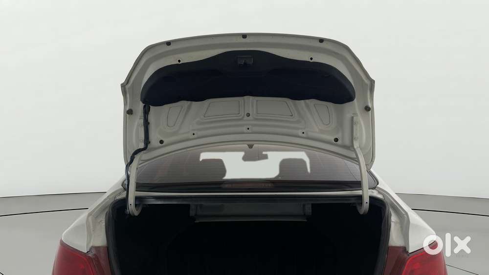 Hyundai Verna 1.6 Vtvt Sx, 2017, Petrol