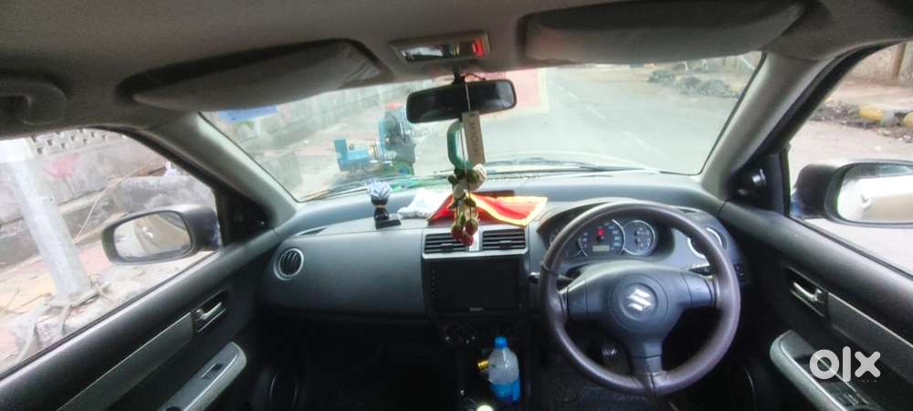 Maruti Suzuki Swift Dzire 1.3 Vxi, 2011, Petrol