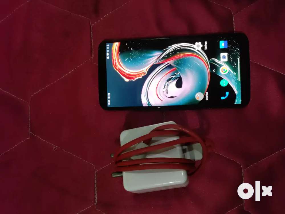 OnePlus 5T 6Gb Ram 64Gb Rom good condition - Mobile Phones