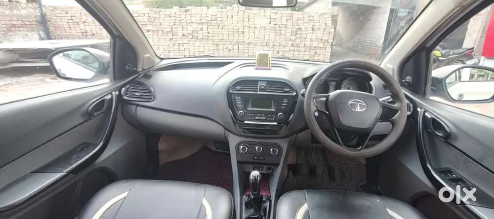 Tata Tigor [2018] Petrol 1st
