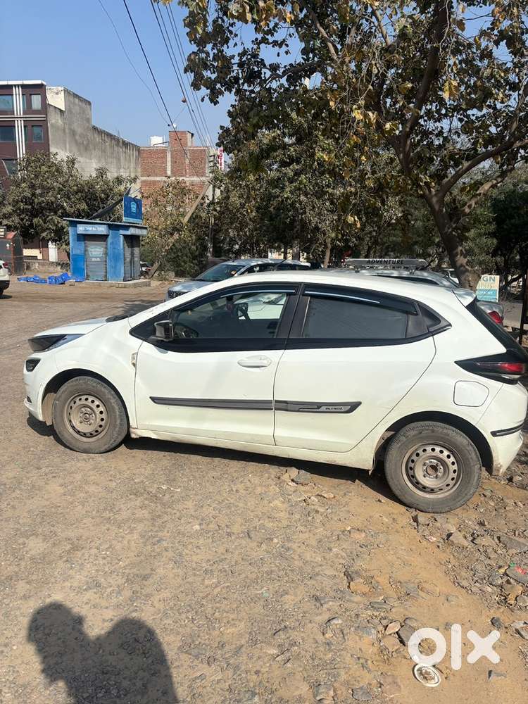 Tata Altroz 1.2 Xe 2020
