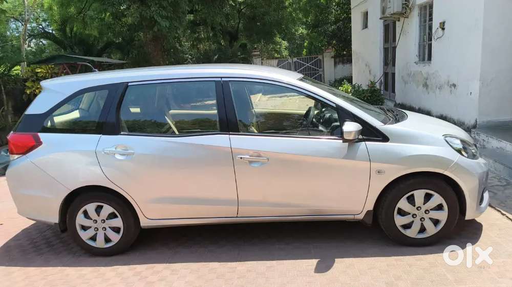 Honda Mobilio 2015