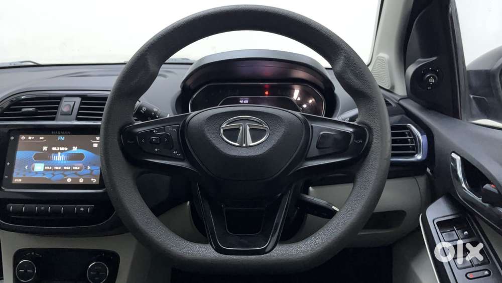 Tata Tiago Xza Plus, 2022, Petrol