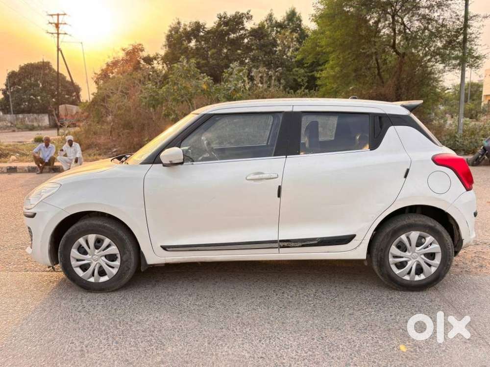 Maruti Suzuki Swift Vxi 1.2 Abs Bs-iv, 2023, Petrol