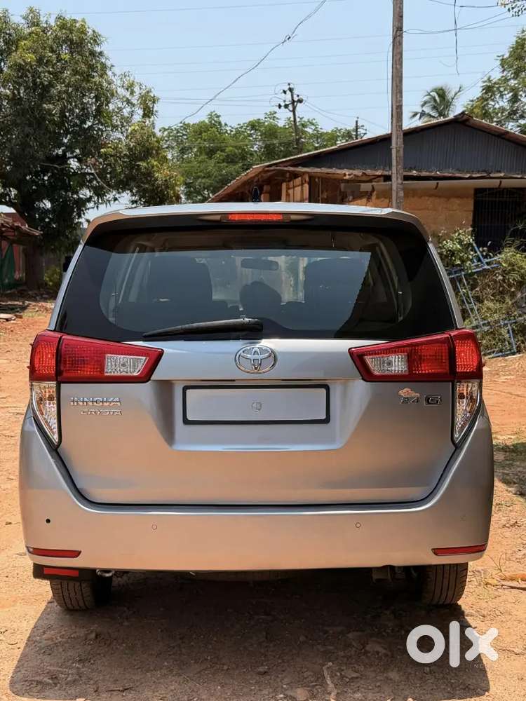 Toyota Innova Crysta 2022 Diesel Well Maintained