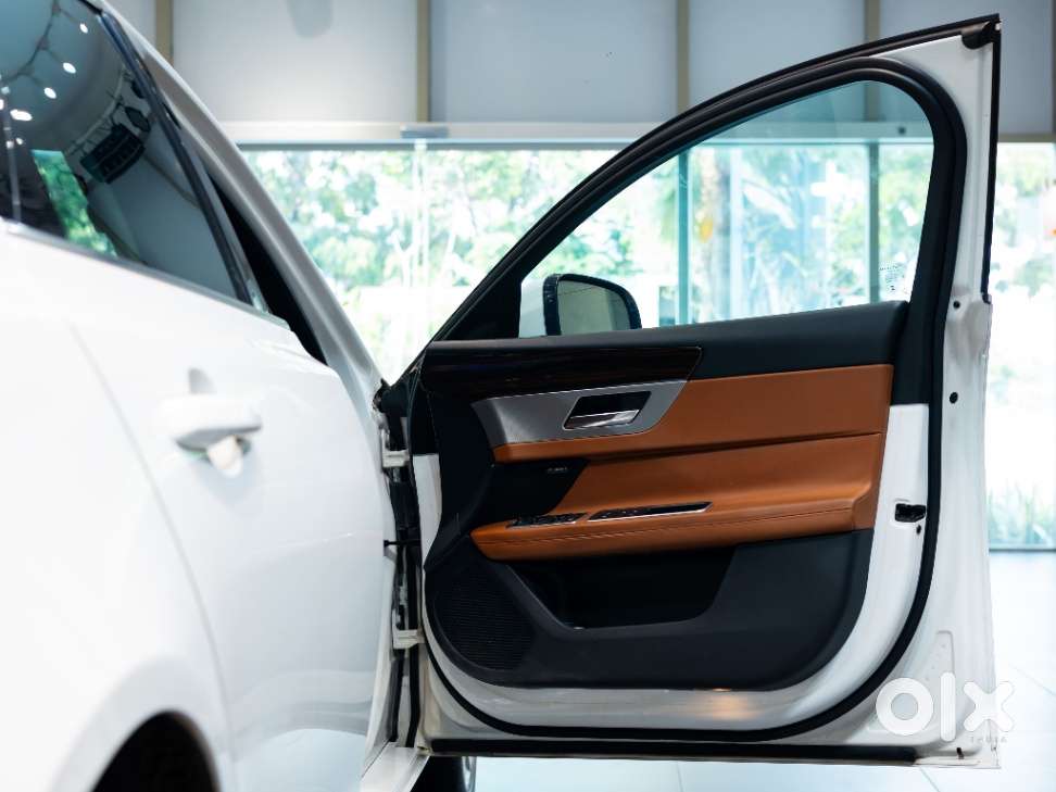 Jaguar Xf 2.0 Petrol Portfolio, 2018, Petrol