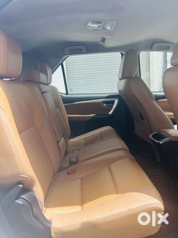 Toyota Fortuner 4x2 At 2.8 Diesel, 2019, Diesel