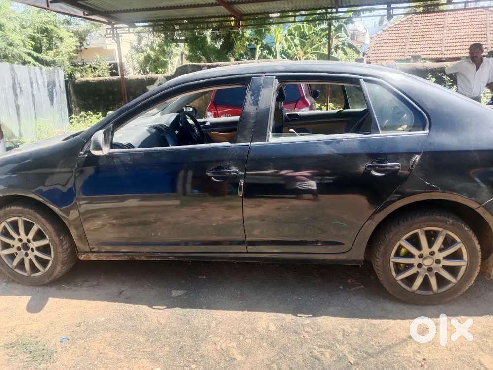 Car Runing Condition And 50thousan Work Iruku