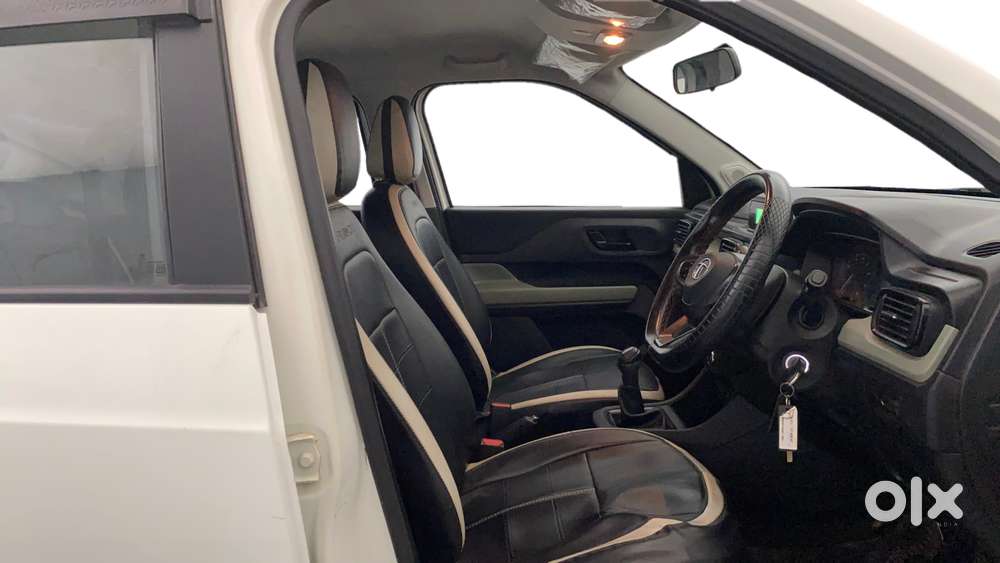 Tata Punch Pure, 2022, Petrol