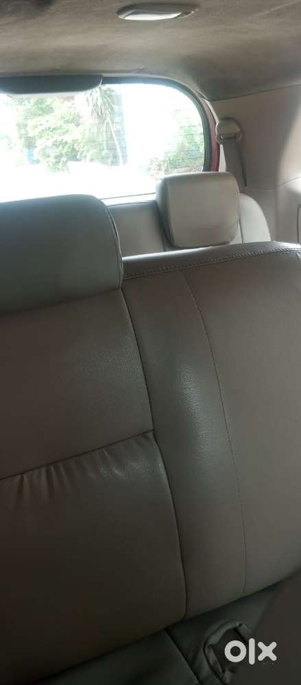 Toyota Innova 2.5 V Diesel 8-seater, 2008, Diesel