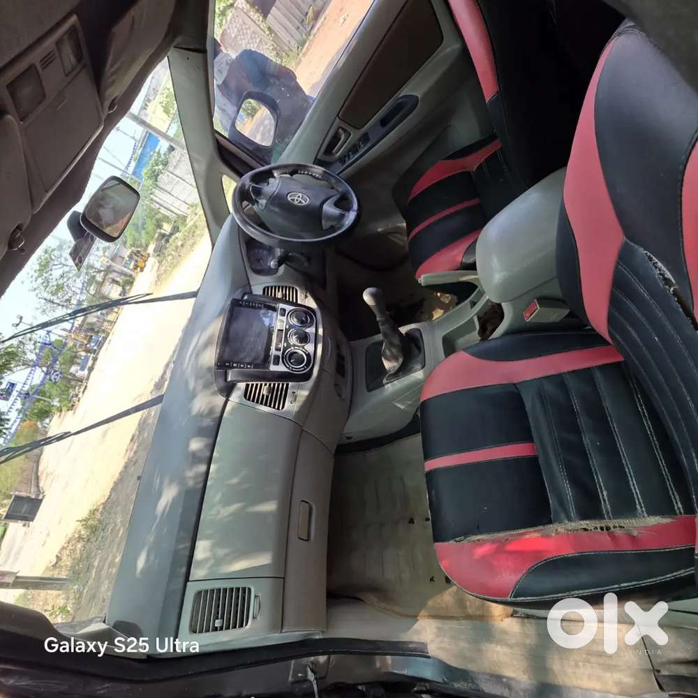 Toyota Innova 2013 Diesel 210000 Km Driven