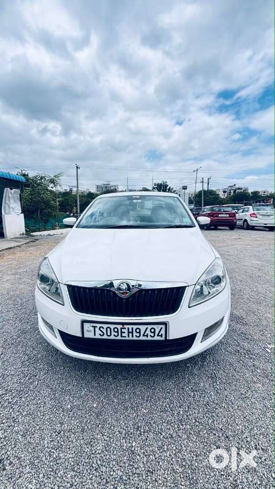 Skoda Rapid 1.5 Tdi At Elegance Plus, 2015, Diesel