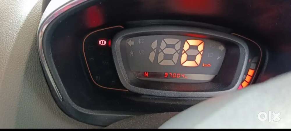 Renault Kwid 2018 Petrol Well Maintained