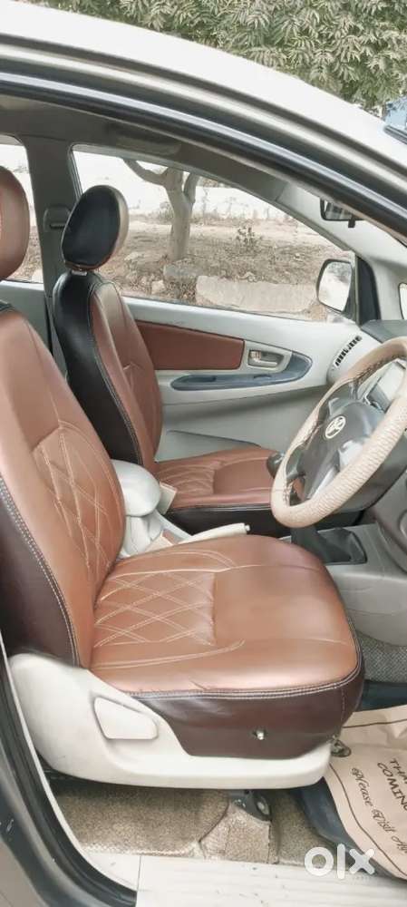 Toyota Innova 2.5 G 2013