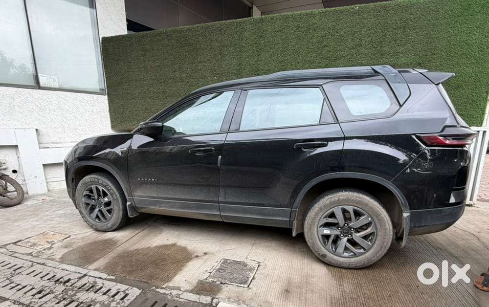 Tata Safari Dark Edition Diesel At 2025