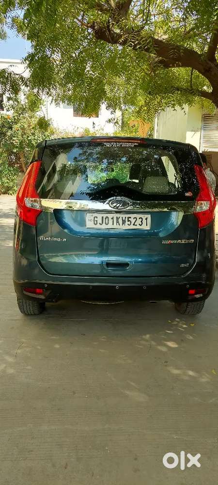 Mahindra Marazzo Diesel 2019